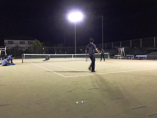 tennis01.jpg